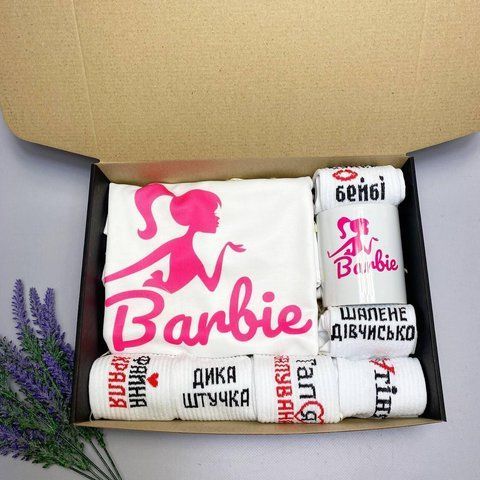 Женские боксы Barbie футболка + кружка + 6 пар носков шкфЖ002 фото