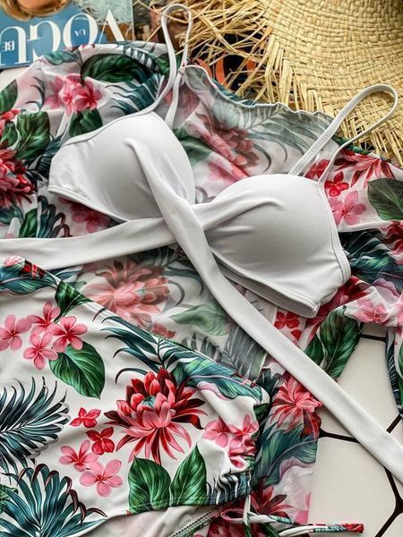 Роздільний білий купальник PLUS SIZE з сформованою чашкою та тунікою в комплекті SW1251/1 фото
